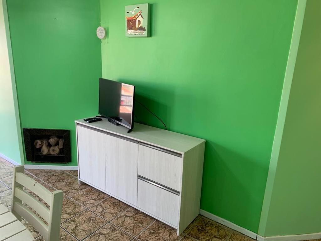 شقة Res. Acapulco بومبينهاس المظهر الخارجي الصورة